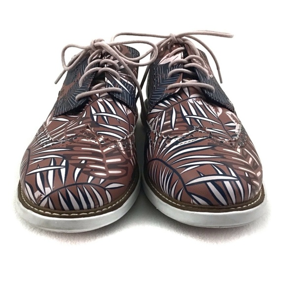 Cole Haan GrandEvolution Wingtip Oxfords 9.5 Wide - Picture 4 of 8